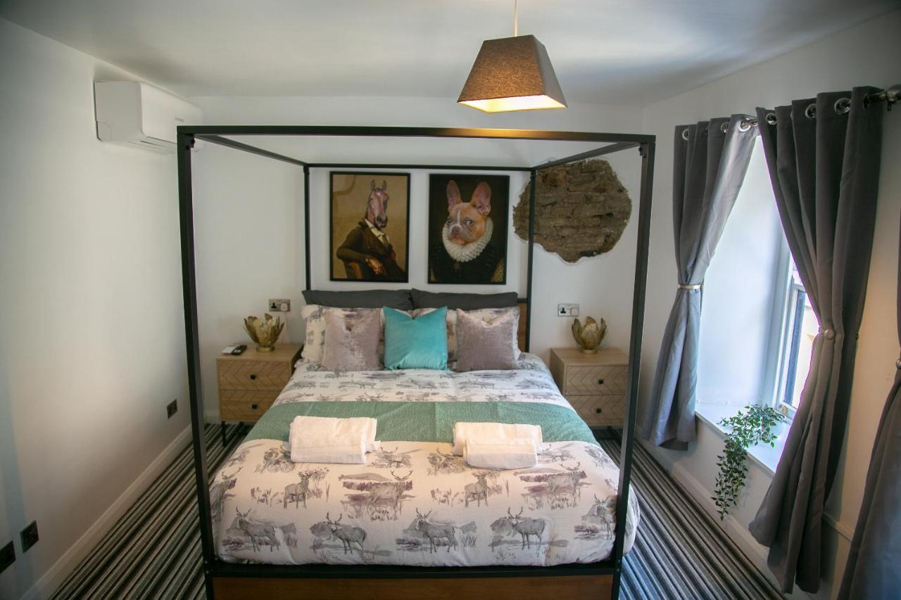 The Swan Hotel Шептън Малет Екстериор снимка