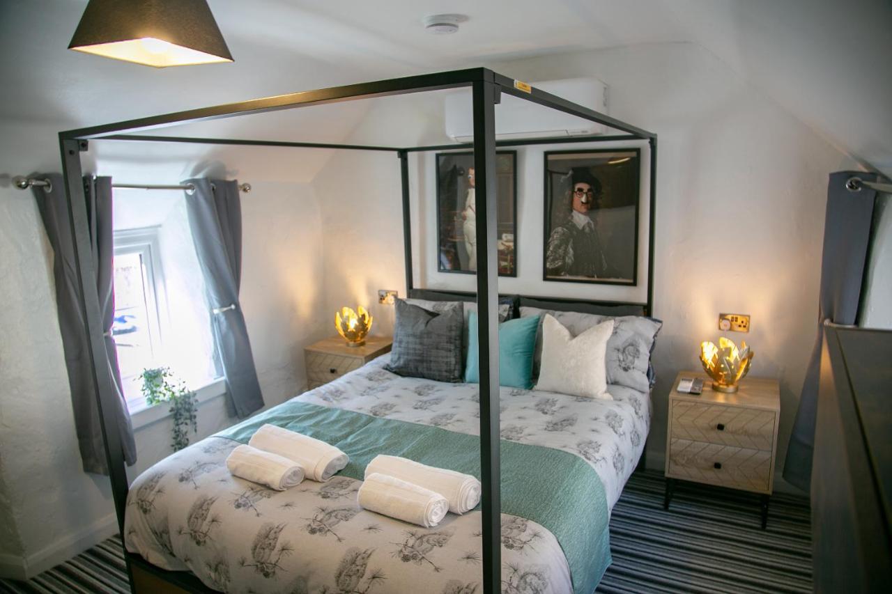 The Swan Hotel Шептън Малет Екстериор снимка